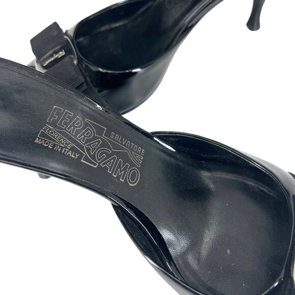 Salvatore Ferragamo Womens Black Leather Peep Toe Kitten Heel Sandals Size 8B - Picture 8 of 10